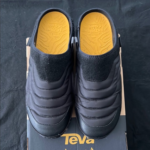 Teva Men's Black Shoes - Picture 3 of 5